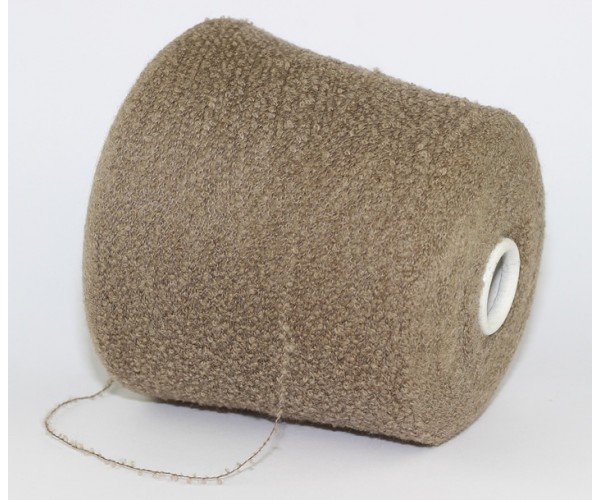 The Royal Collection, Imperial Boucle 2, 64% baby suri alpaca, 7% merino, 29% polyamide