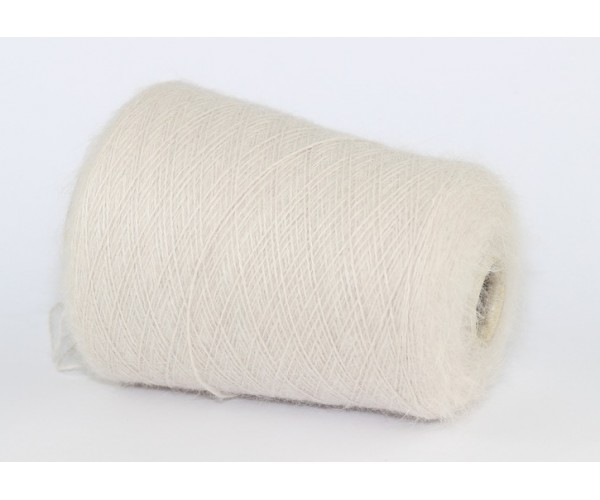 MALO SpA, Angora 80 006, 80% angora, 20% polyamide 